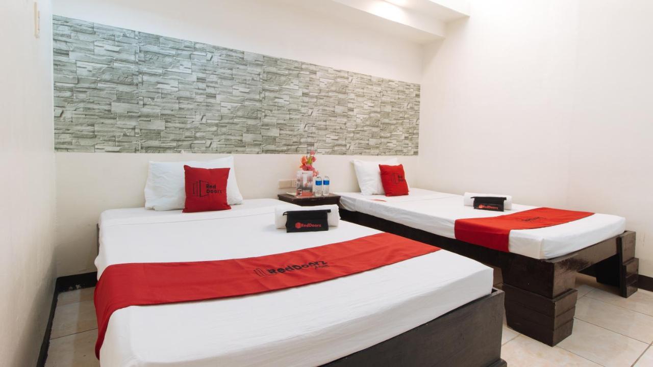 Reddoorz Plus @ Melsol Metro Vigan Exterior foto